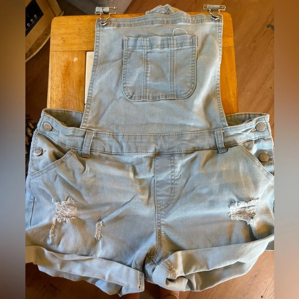 WAX JEAN (Walmart) OVERALL SHORTS - Picture 2 of 2